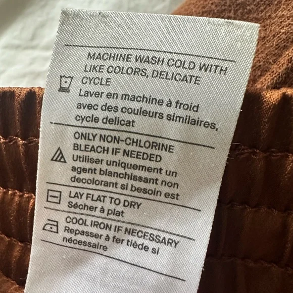 Vince Terracotta wide leg cropped pants, size large - Picture 12 of 12